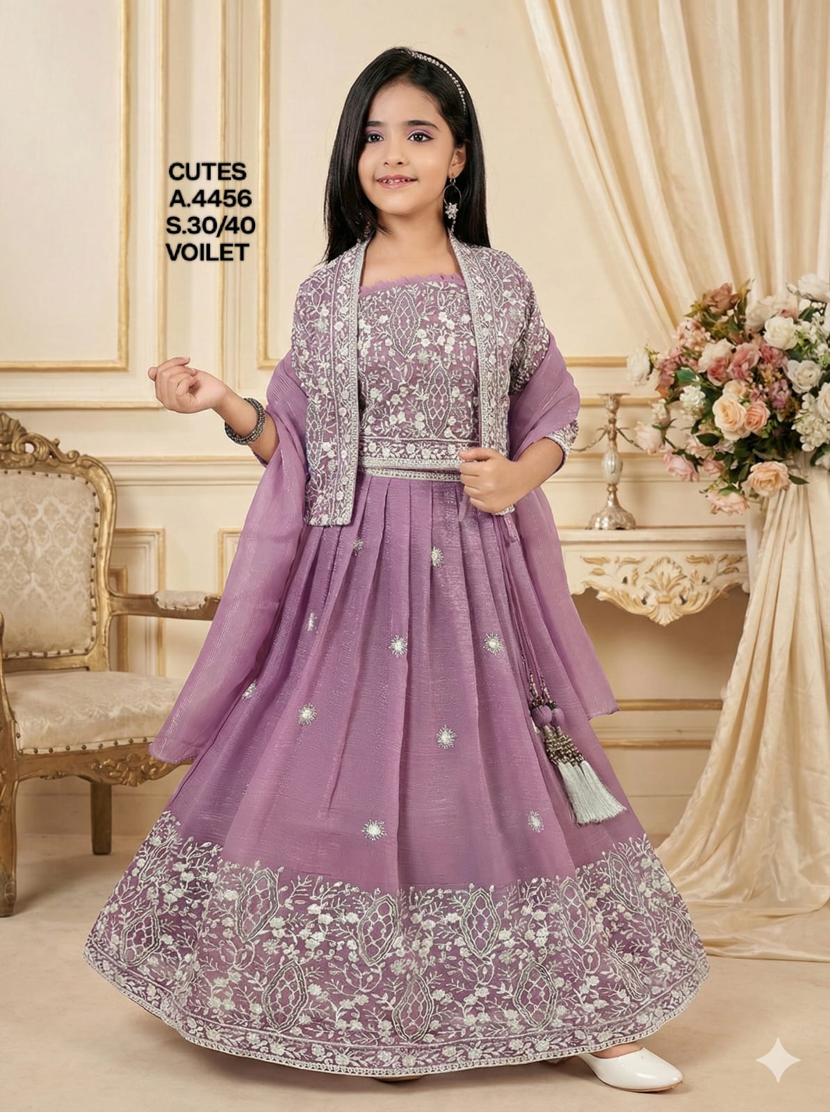 CUTIES-LACHA-4456