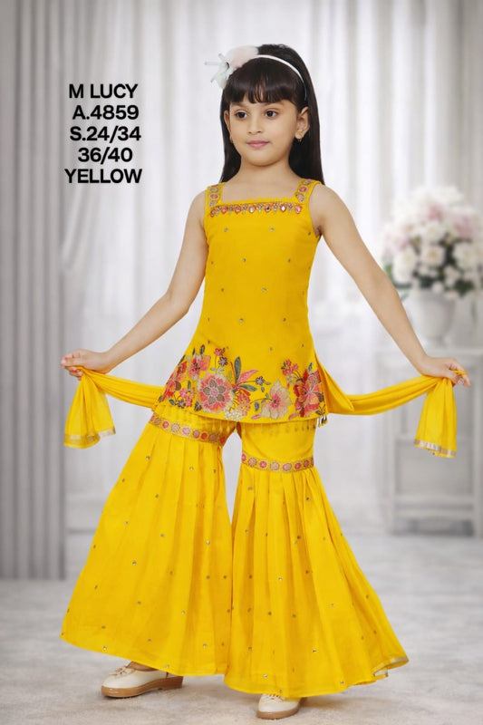M-LUCY-GHARARA-4859