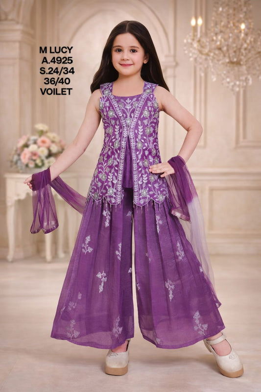 M-LUCY-GHARARA-4925