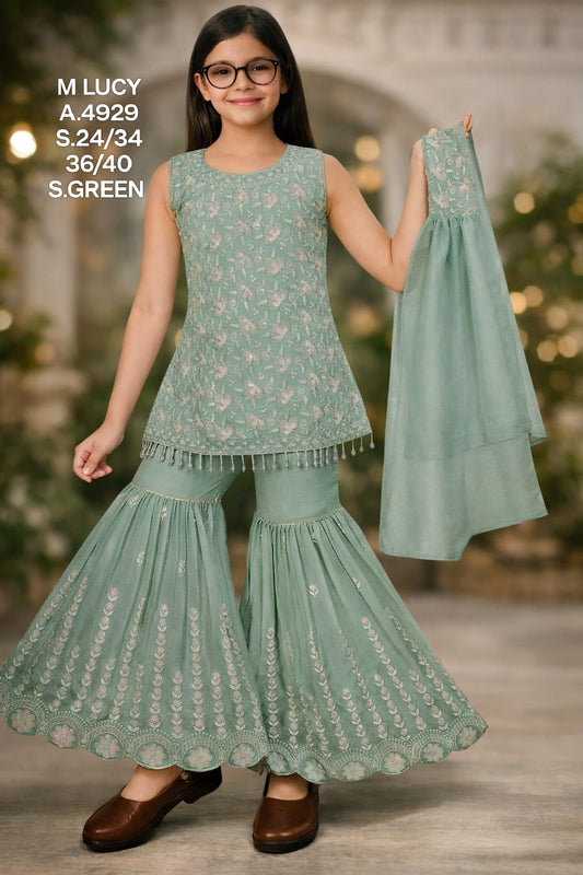 M-LUCY-GHARARA-4929